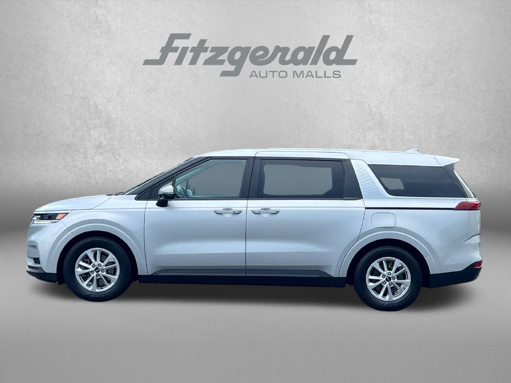 2023 Kia Carnival LX Seat Package