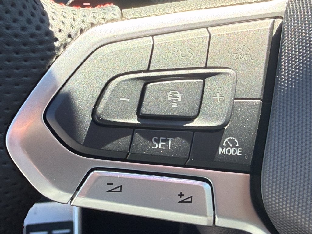 2026 Volkswagen Golf GTI Autobahn