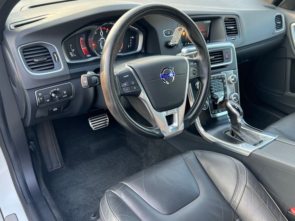 2016 Volvo S60 T6 Drive-E R-Design