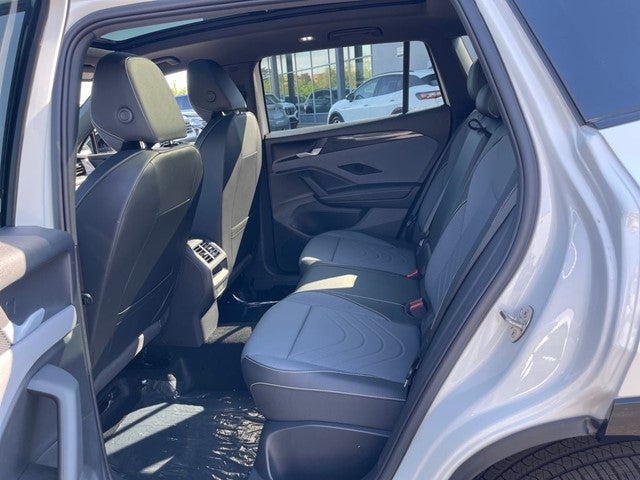 2026 Volkswagen Tiguan SE R-Line AWD