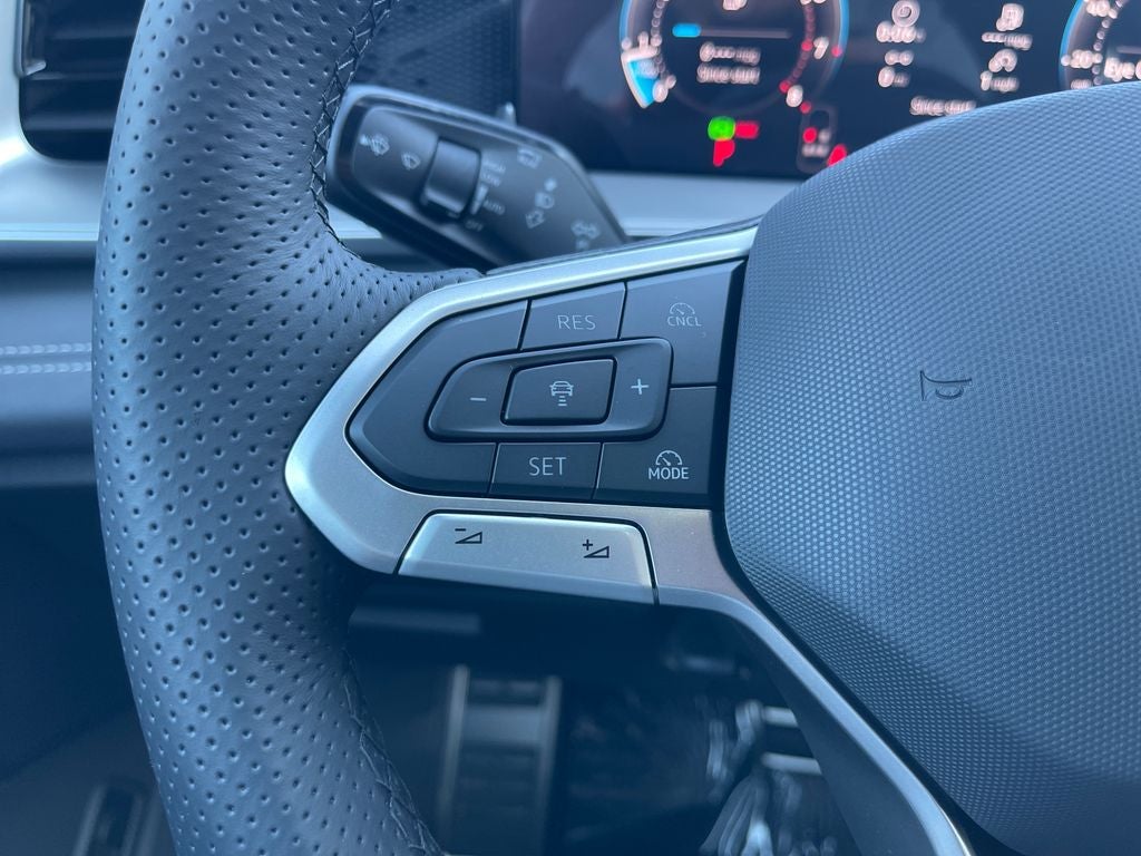 2026 Volkswagen Tiguan SE R-Line AWD