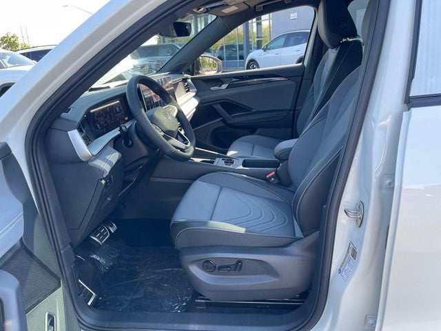 2026 Volkswagen Tiguan SE R-Line AWD