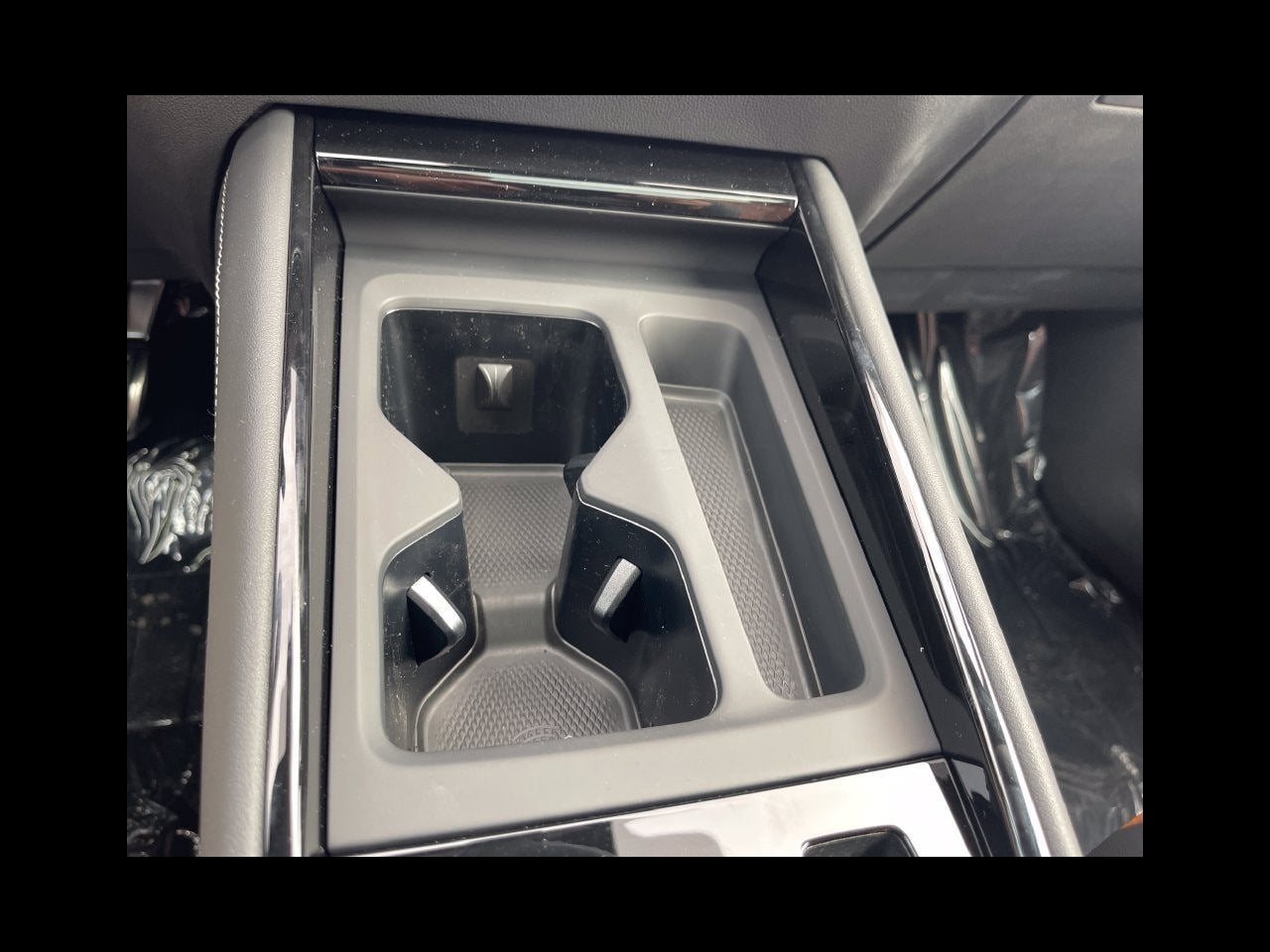 2026 Volkswagen Tiguan SEL R-Line Turbo 4MOTION