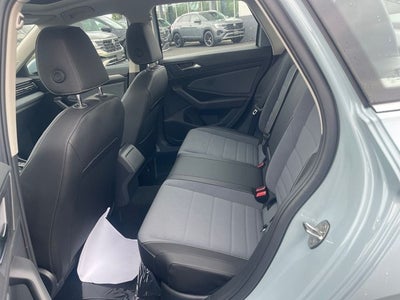 2027 Volkswagen Jetta SE FWD