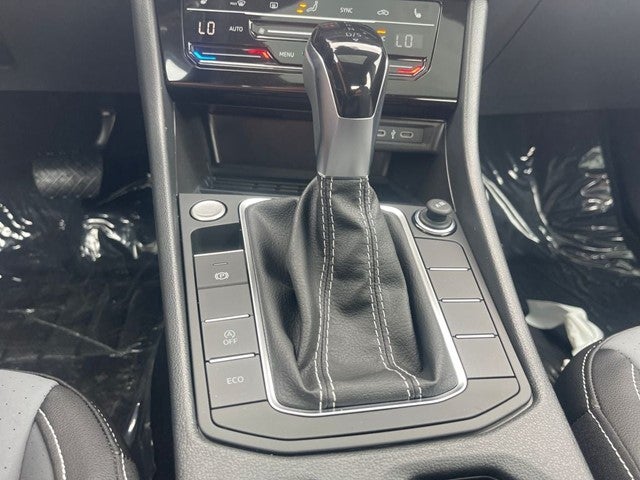 2027 Volkswagen Jetta SE FWD