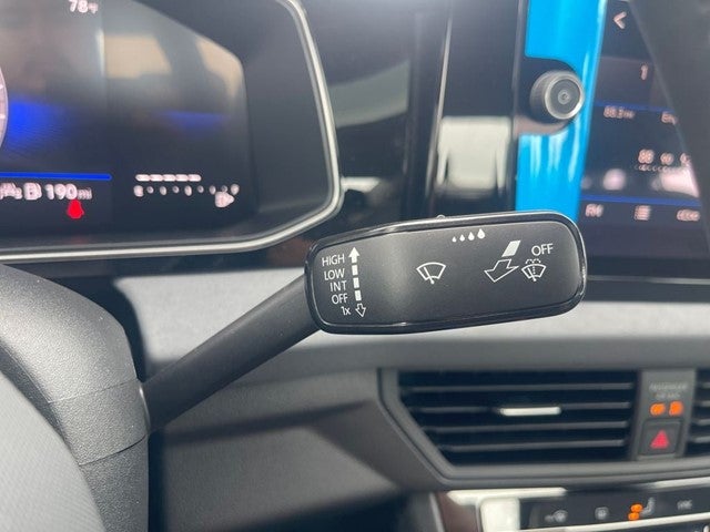 2027 Volkswagen Jetta SE FWD