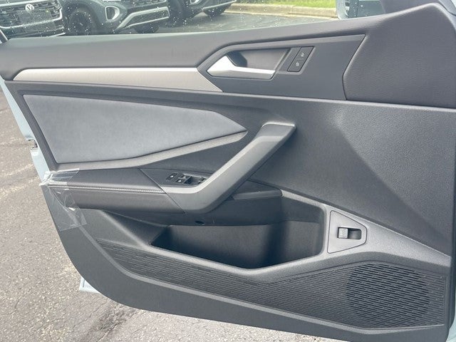 2027 Volkswagen Jetta SE FWD