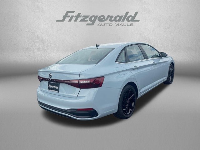 2027 Volkswagen Jetta SE FWD