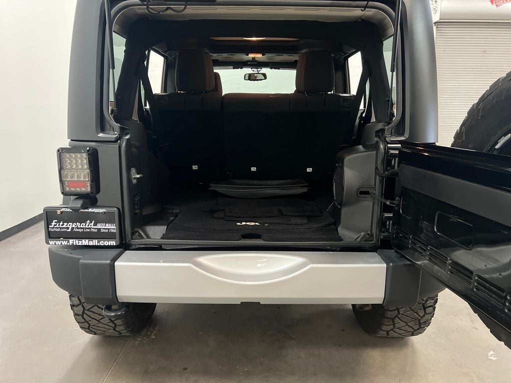 2013 Jeep Wrangler Unlimited Sahara