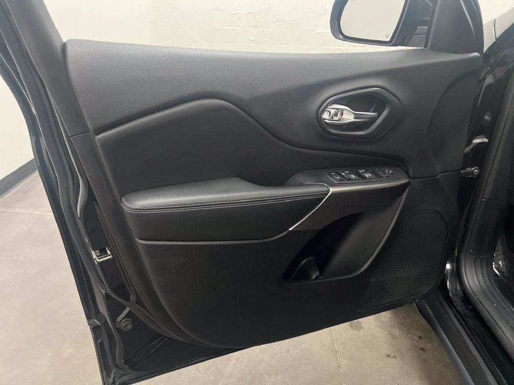 2019 Jeep Cherokee Latitude Plus FWD