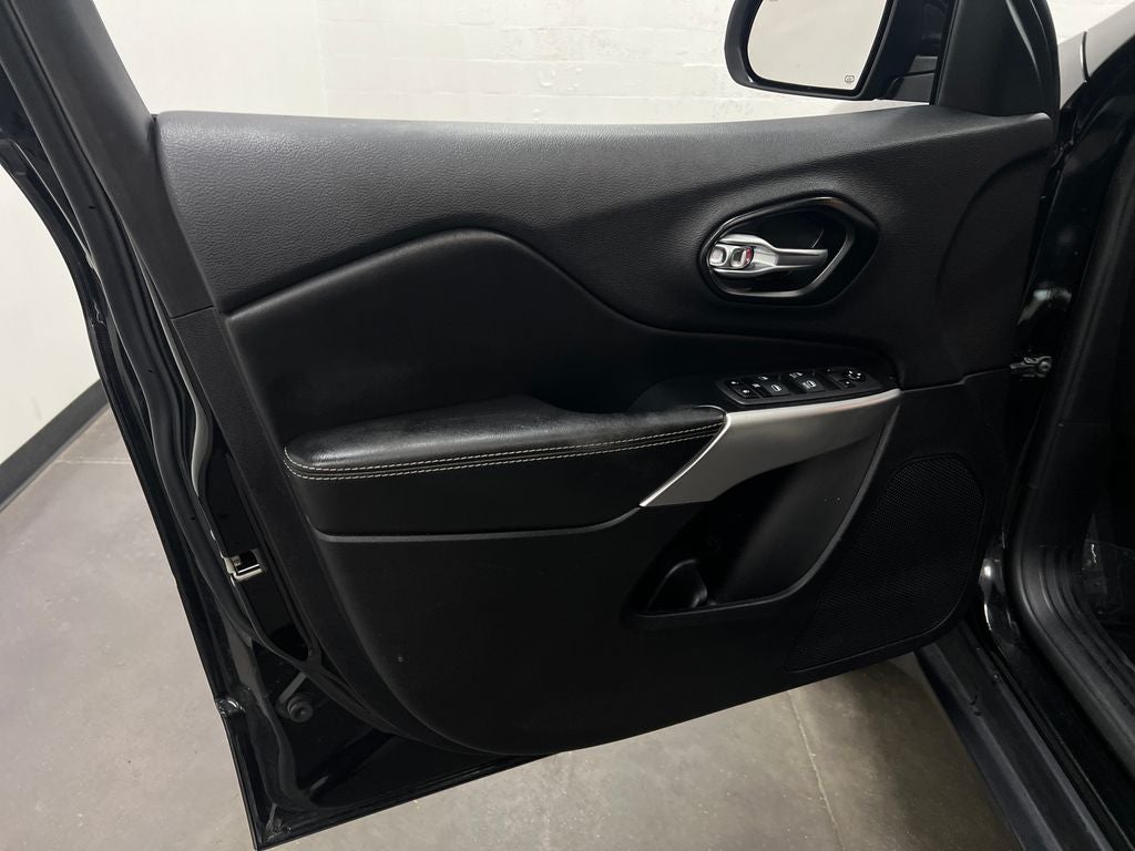 2022 Jeep Cherokee X 4x4