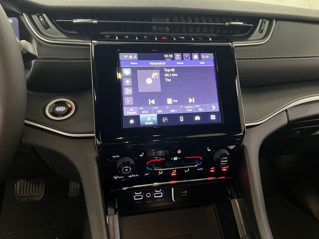 2025 Jeep Grand Cherokee GRAND CHEROKEE LAREDO X 4X2