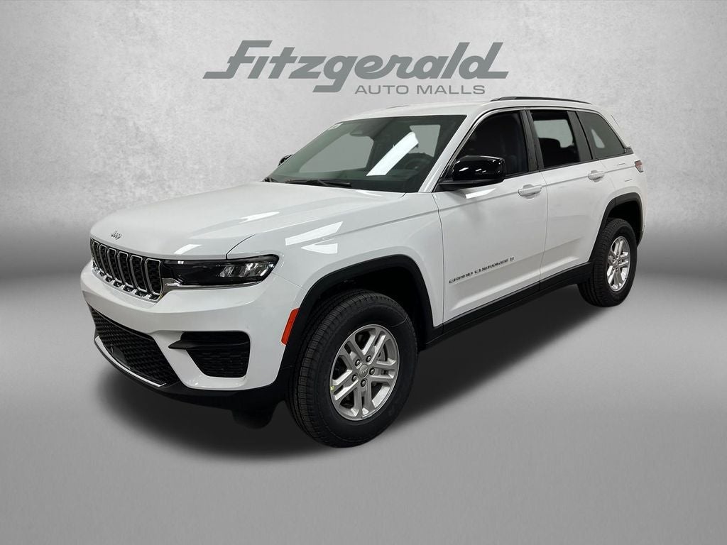 2025 Jeep Grand Cherokee GRAND CHEROKEE LAREDO 4X2