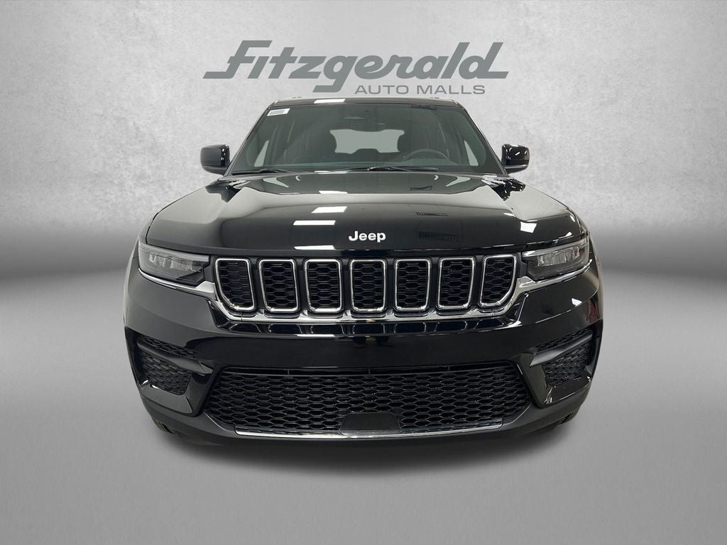 2025 Jeep Grand Cherokee GRAND CHEROKEE LAREDO 4X2