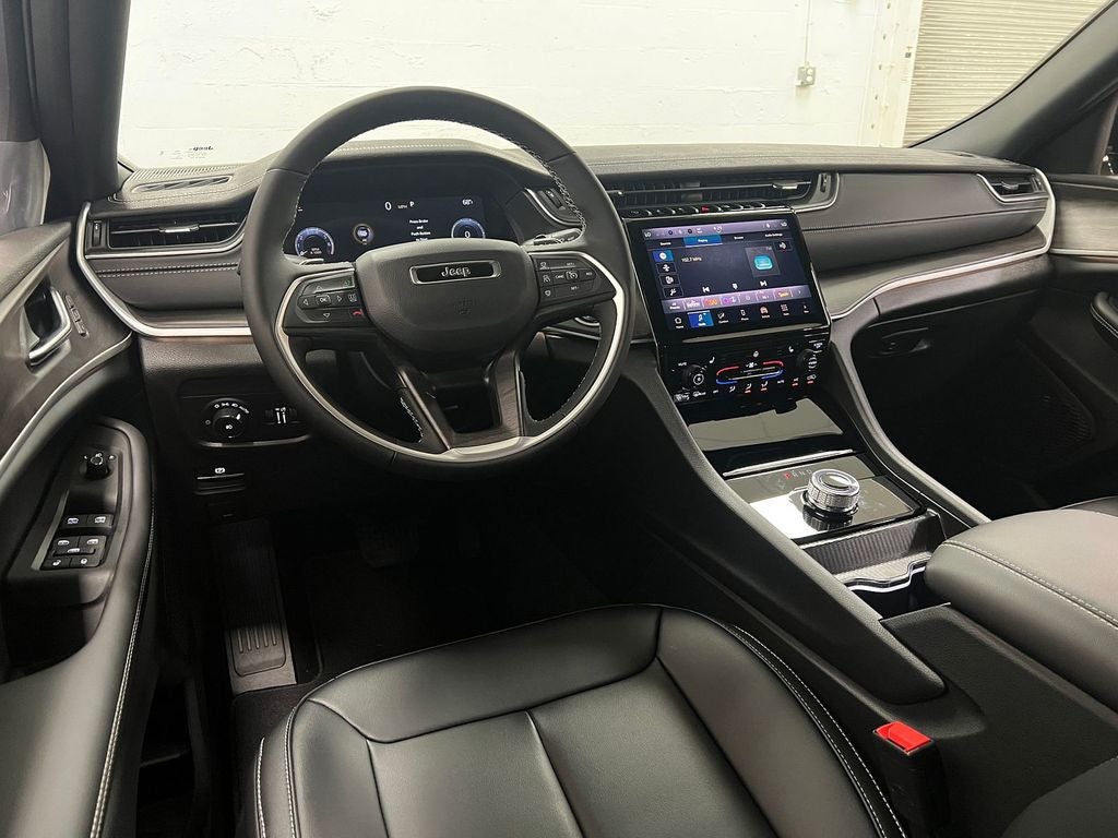 2025 Jeep Grand Cherokee GRAND CHEROKEE LIMITED 4X2