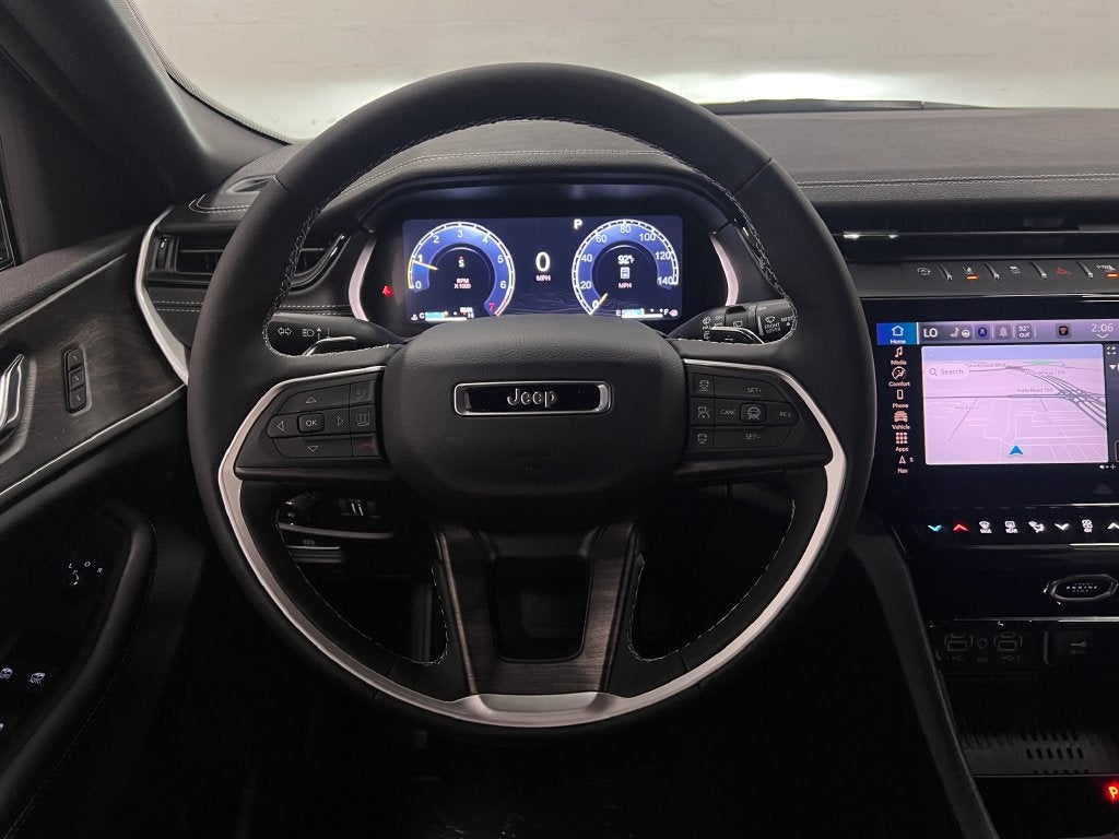 2027 Jeep Grand Cherokee GRAND CHEROKEE LIMITED 4X2