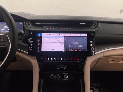 2027 Jeep Grand Cherokee GRAND CHEROKEE LIMITED 4X4