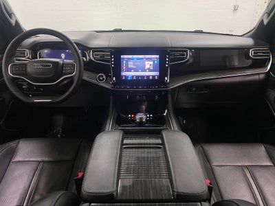 2022 Jeep Wagoneer Series III 4x2