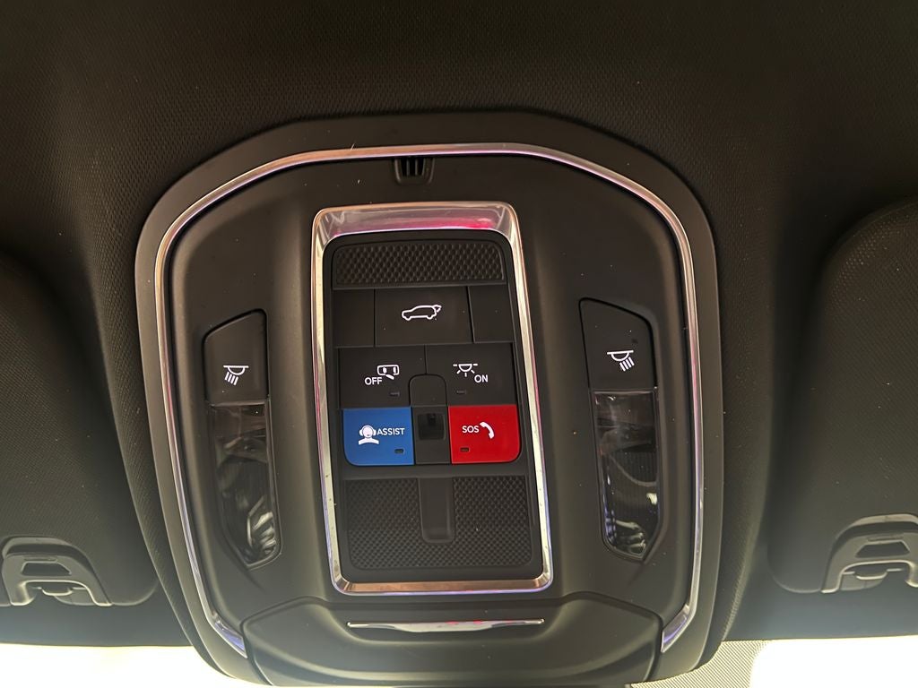 2022 Jeep Wagoneer Series III 4x2