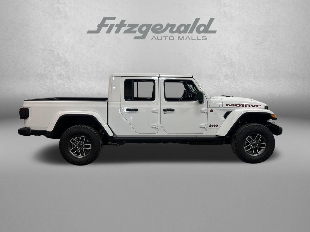 2026 Jeep Gladiator GLADIATOR MOJAVE 4X4