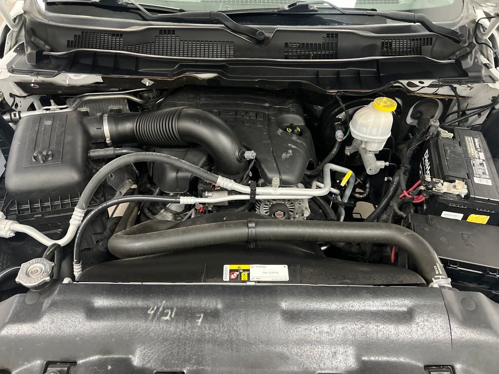 2019 RAM 1500 Classic SLT Crew Cab 4x2 6'4' Box