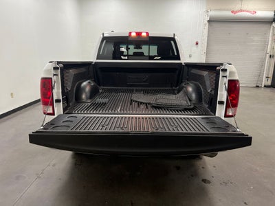 2019 RAM 1500 Classic SLT Crew Cab 4x2 6'4' Box