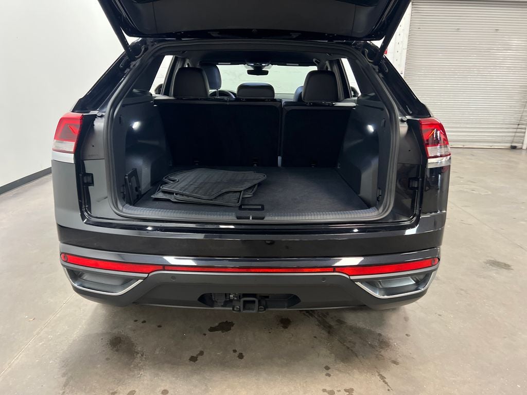 2024 Volkswagen Atlas Cross Sport 2.0T SE w/Technology
