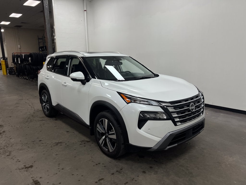 2025 Nissan Rogue SL FWD