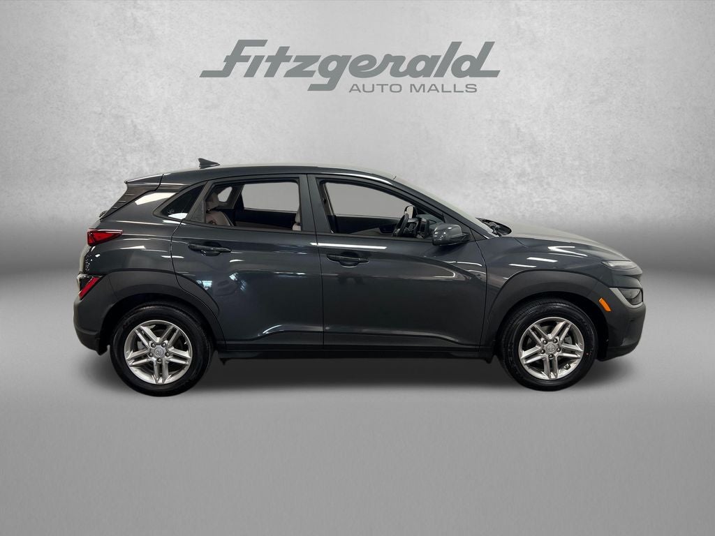 2022 Hyundai Kona SE